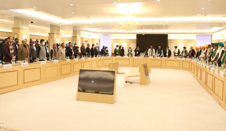 Seventh round of talks between farmer leaders and government underway at Vigyan Bhawan in Delhi