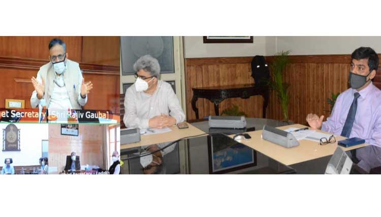 Cab Sec reviews public health response to COVID-19 across States and UTs