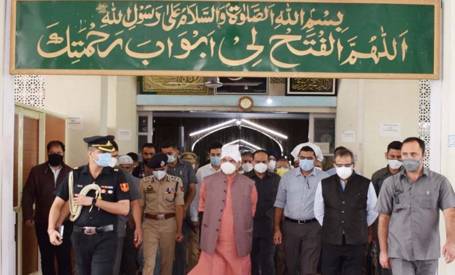 Coronavirus: Restrictions remain in force on movement of people in Kashmir