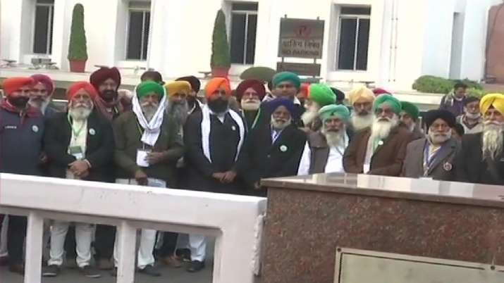 Govt has offered best possible proposal, now onus on farmers: Agriculture Minister