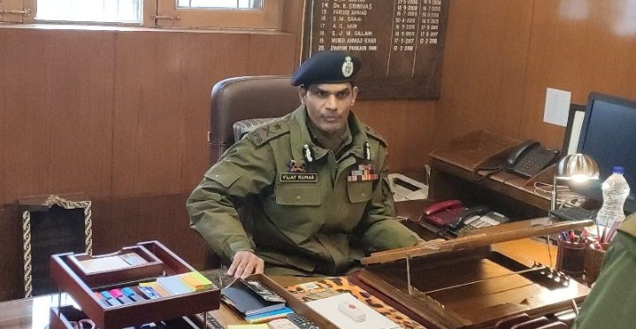 Sopore attack happened due to security lapse: IGP Kashmir