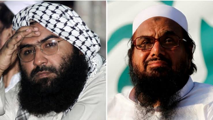 Pakistan Bans 11 organizations for having links with Lashkar & Jaish 