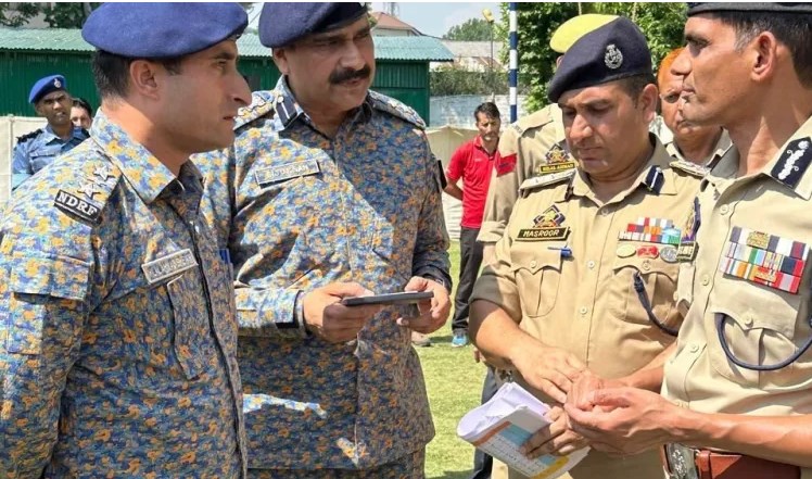 ADGP Law and Order, other officials brief MRT teams ahead of Amarnath Yatra