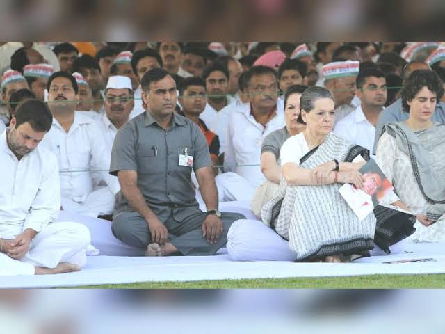 Over 20 Top Congress Leaders Write To Sonia Gandhi Over Leadership Crisis