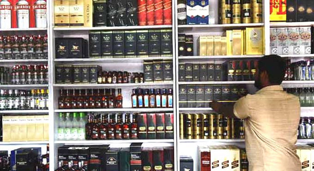 Additional Excise Duty on Liquor removed as Government announces New Excise Policy to ensure transparency