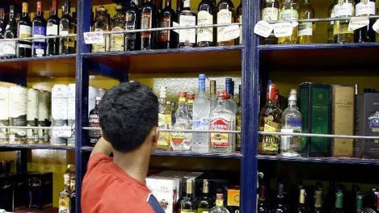 Liquor shops in J&K may open in Lockdown 4.0, Government levies 50% additional Excise duty