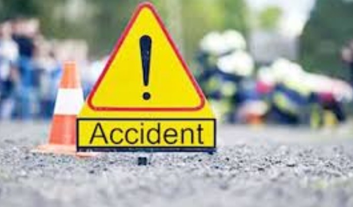 Motorcyclist killed, two others injured in Baramulla road accident