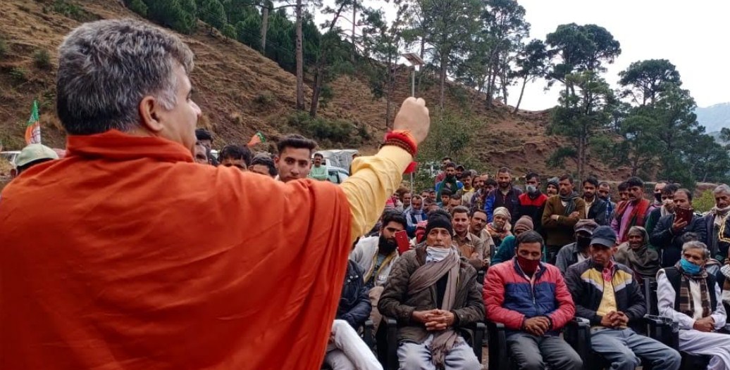 Common man in J&K Loves BJP and Modi Sarkar: Ravinder Raina