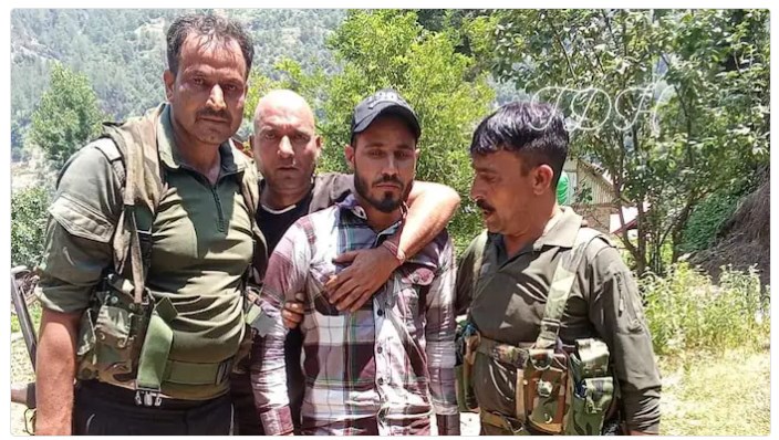 Man who fled with cop's AK-47 rifle in Jammu and Kashmir's Doda arrested