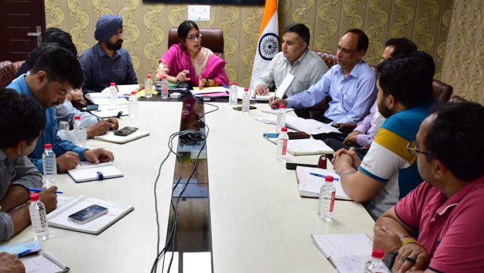 DC Jammu reviews arrangements for SANJY '23