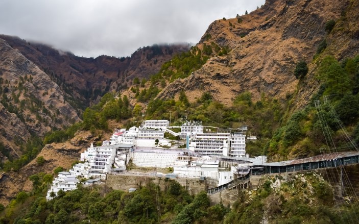 "Lack of Digital Payment at Mata Vaishno Devi: Why Cashless Payments Aren’t Accepted?"