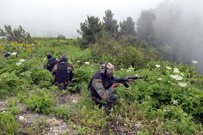 Lt., 2 soldiers martyred, militant killed; Machil gunfight toll 6 