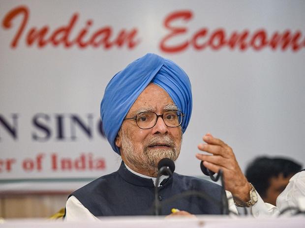 Govt should have consulted RS before converting J&K into UTs, says Manmohan
