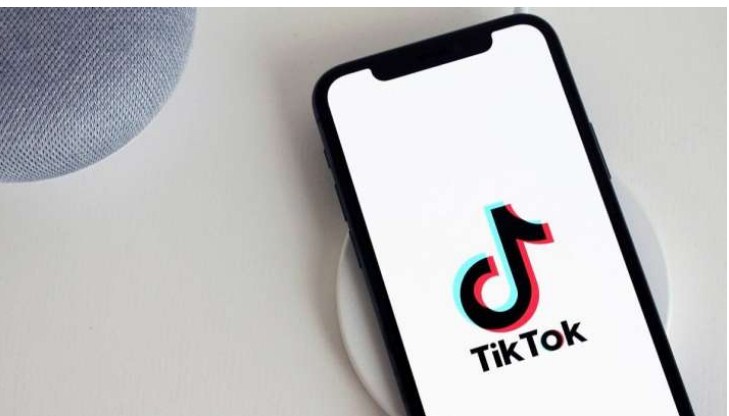 TikTok says stopping app operation in Hong Kong within days