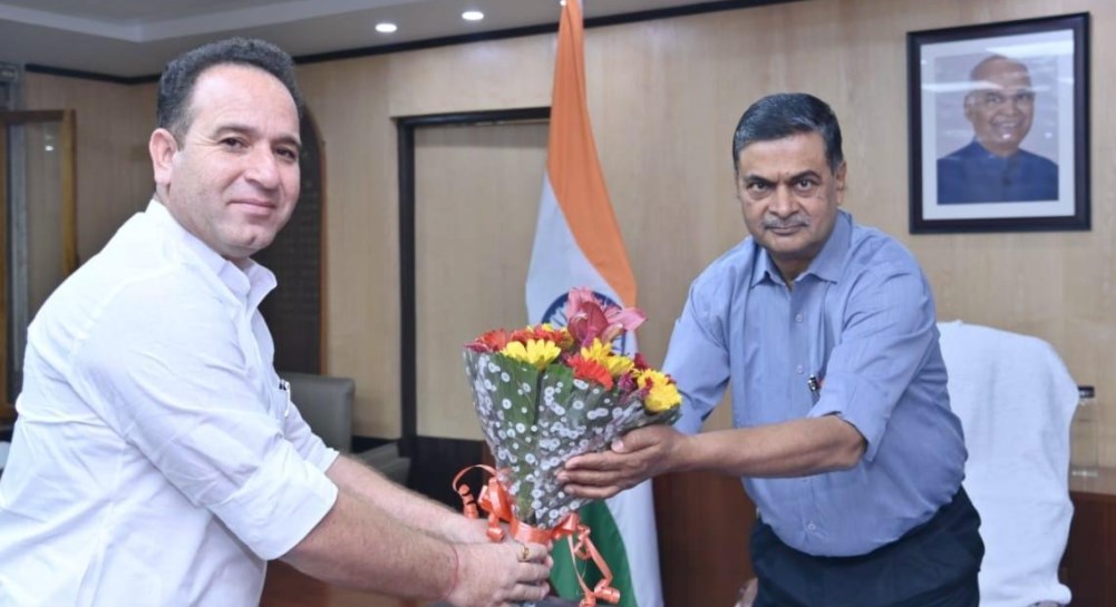 Former Minister meets Lt. Governor