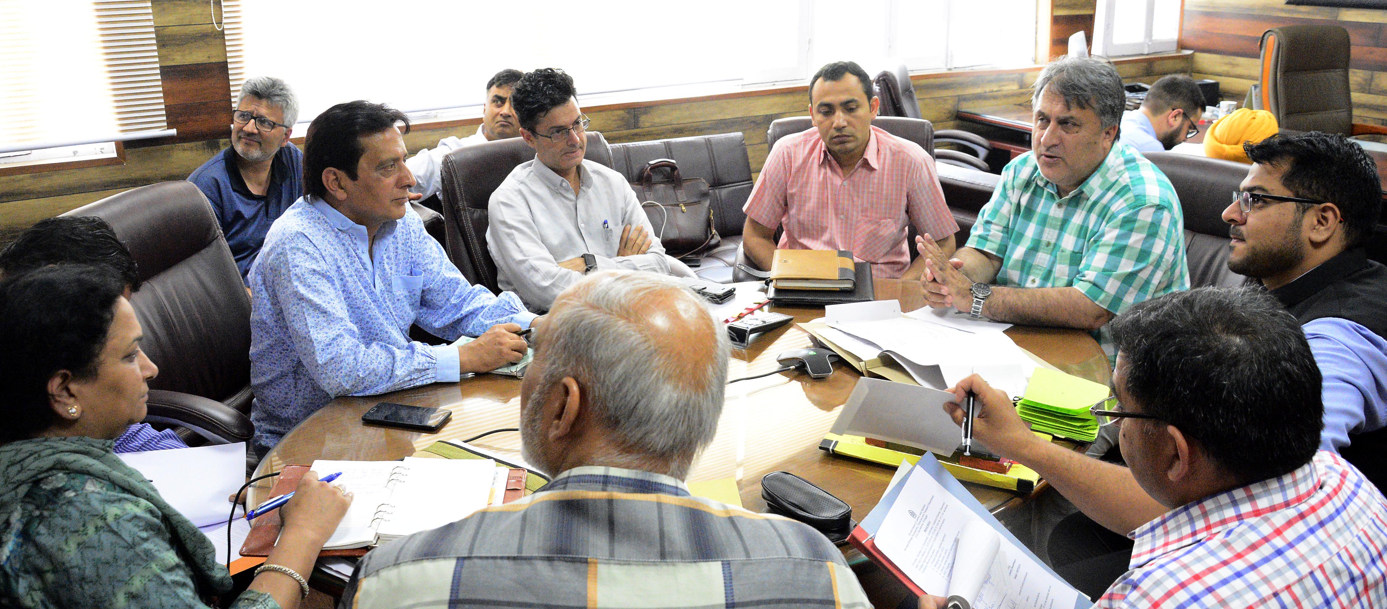 J&K’s first poultry estate coming up at Tral: Dr Samoon