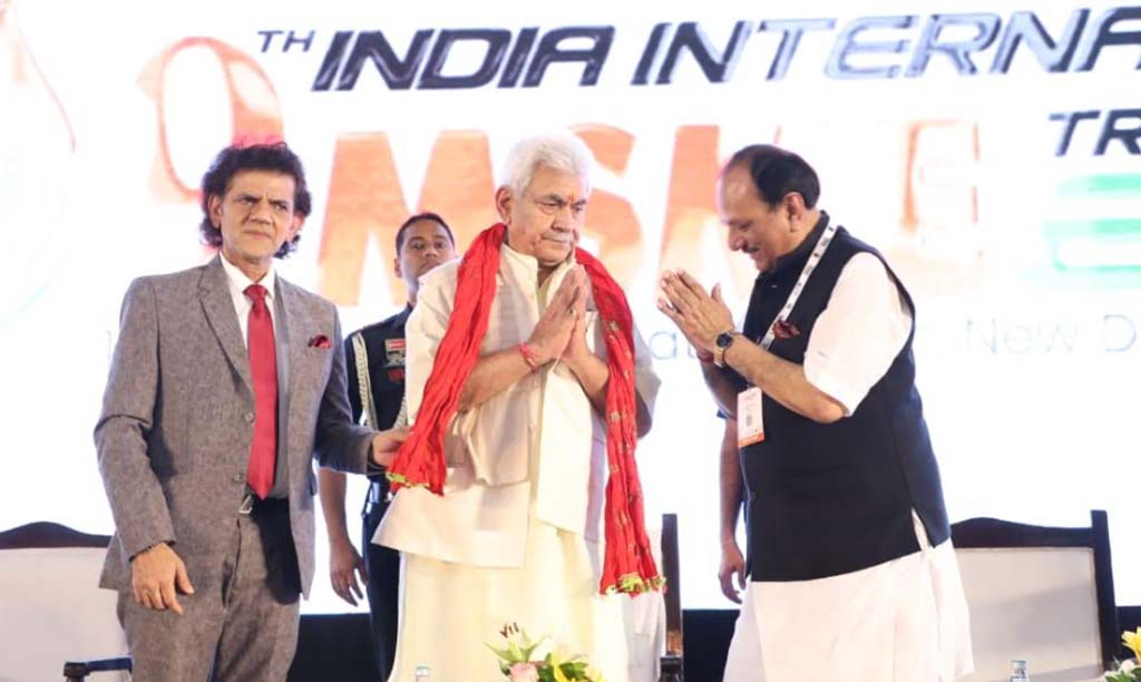 LG Manoj Sinha invites industry leaders, potential investors to invest in Jammu & Kashmir