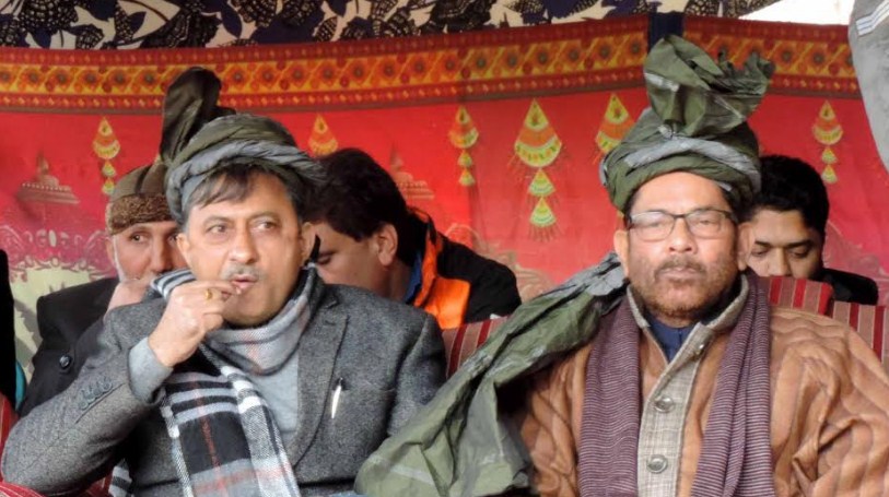 Dynastic departmental store will fall after DDC election in Kashmir: Naqvi