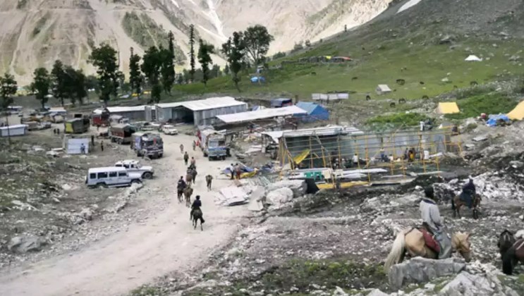 Amarnath Yatra: No fresh batch of pilgrims leaves for holy shrine from Jammu today