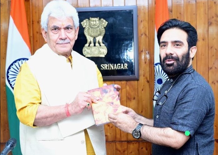 Lt Governor releases Hindi Ghazal anthology of Satish Vimal