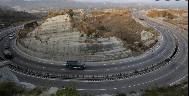 No traffic on Srinagar-Jammu highway for maintenance