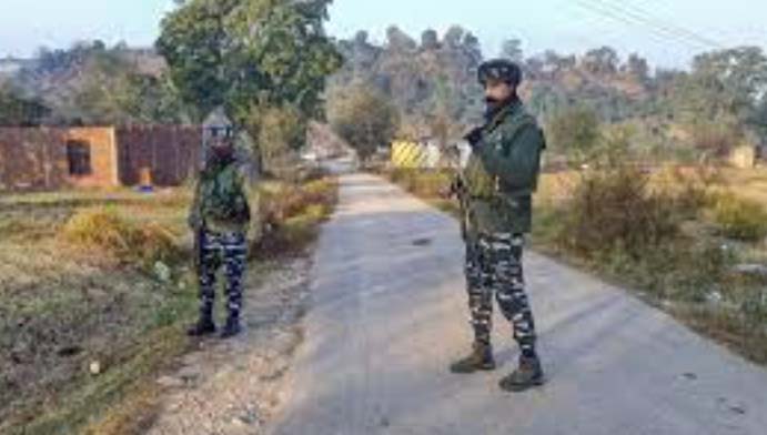 Laborer killed in suspected firing near India-Pakistan border in Samba