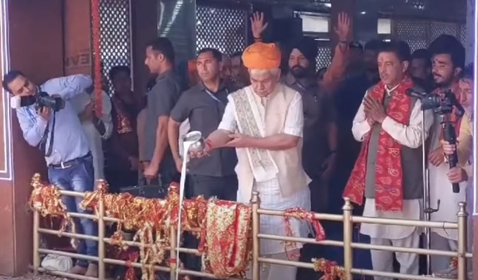 Over 30,000 devotees paid obeisance at Mela Kheer Bhawani this time: LG Manoj Sinha