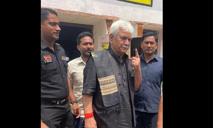  J&K LG Manoj Sinha casts his vote for Lok Sabha Elections 2024 in Mohanpura village, Ghazipur