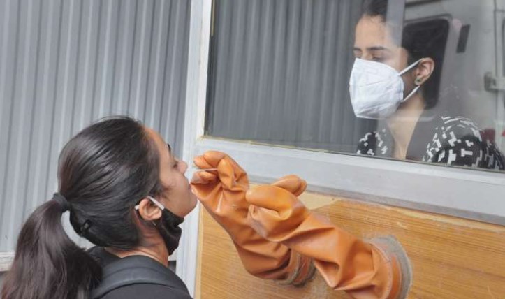 India logs 42,618 fresh COVID-19 cases, active cases at 4,05,681