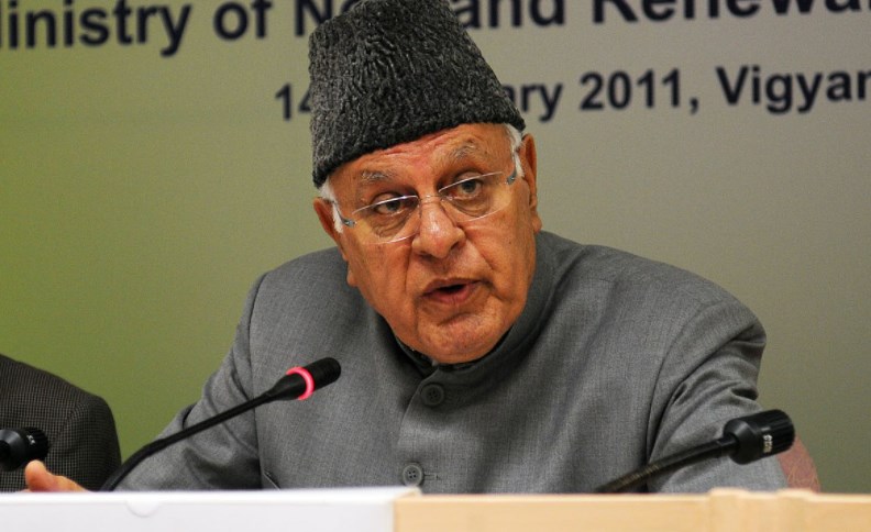 Outsiders being facilitated to take over Jammu’s businesses: Farooq