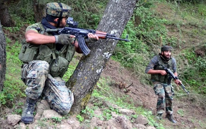 Pak violates ceasefire along IB in J&K's Kathua