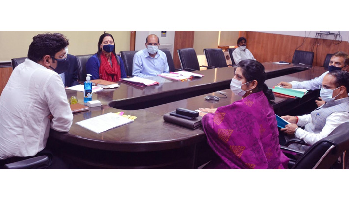 Div Com Jammu reviews arrangements for “Azadi ka Amrut Mahotsav” week 3