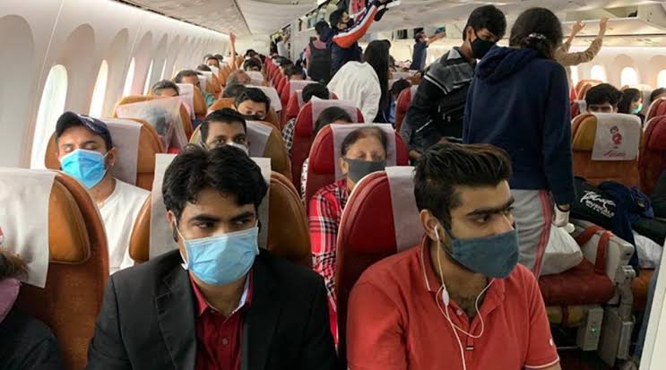 1,070 reach J&K in 15 flights on day of resumption of Air Travel 