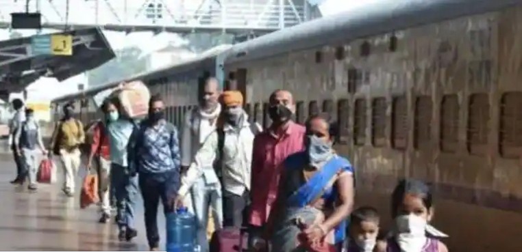 Centre issues guidelines to prevent crime against women in trains, railway premises