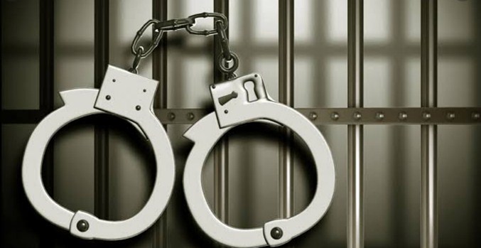 12 picnickers held in J&K''s Ganderbal