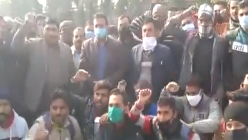 West Pakistan refugees allege denial of government jobs in J-K; hold protests