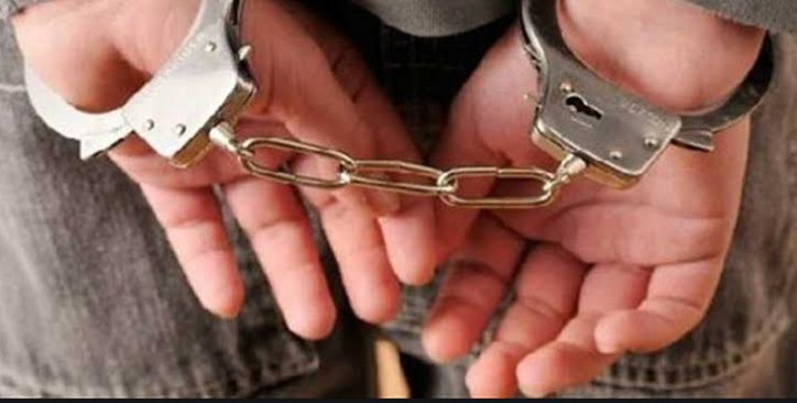      2 drug peddlers arrested in central Kashmir