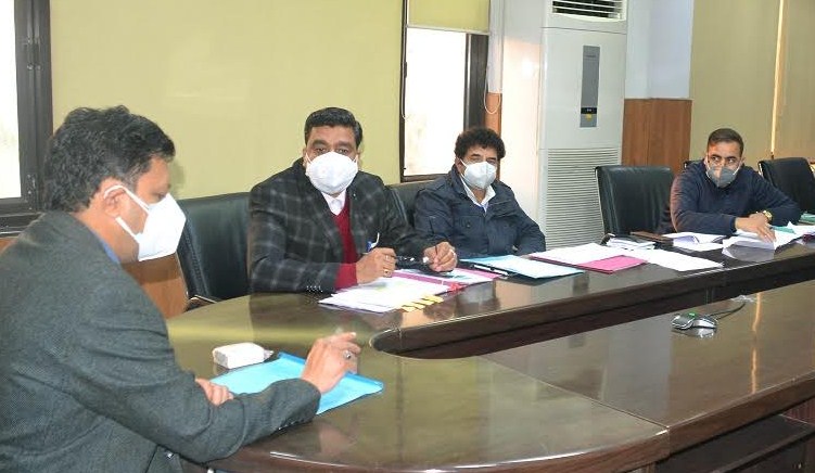 Div Com Jammu reviews progress on tourism sector projects