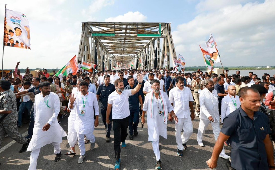 Congress leader Rahul Gandhi-led Bharat Jodo Yatra re-enters Karnataka at Raichur