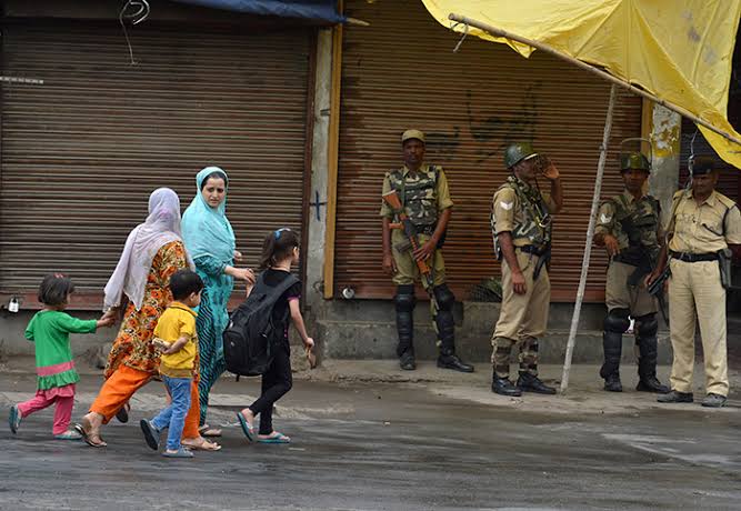 Bandipora Rape Case: 15 protestors held, schools & college remain shut in valley 