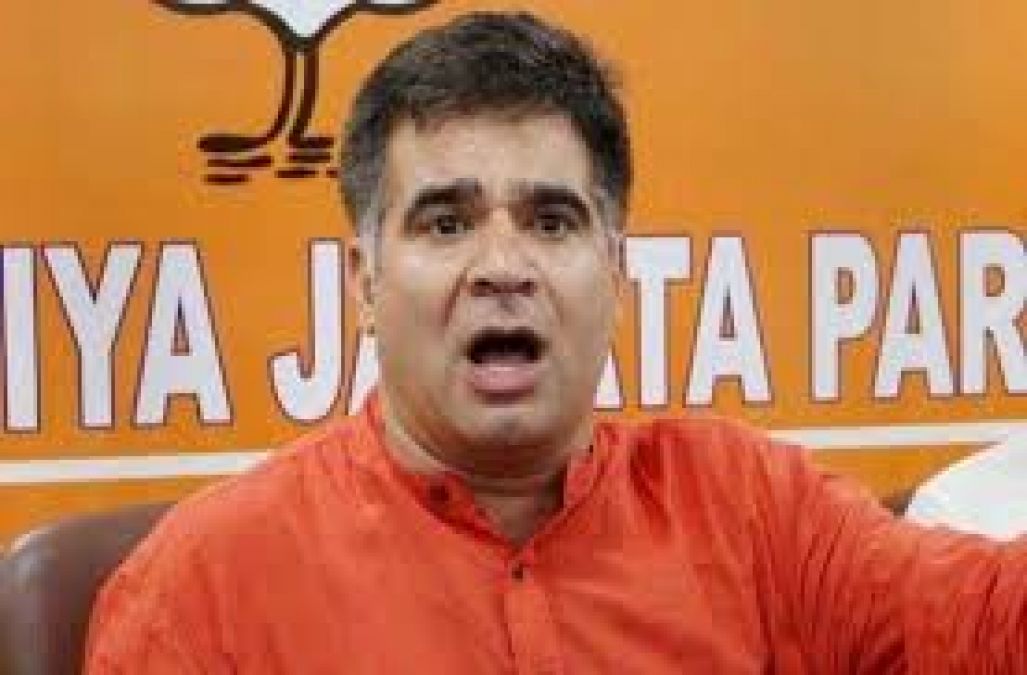 Security Agencies put BJP State Chief Ravinder Raina on alert post terror threat 