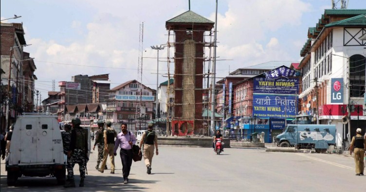Five more Kashmiri leaders released