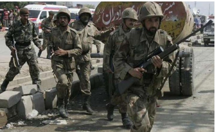 Terrorists armed with grenades storm Pakistan Stock Exchange in Karachi, 5 killed