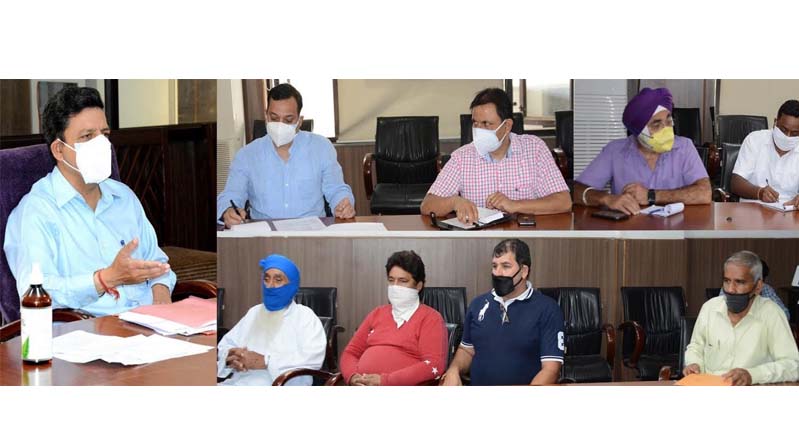 Jan Abhiyan: Div Com Jammu listens to public grievances