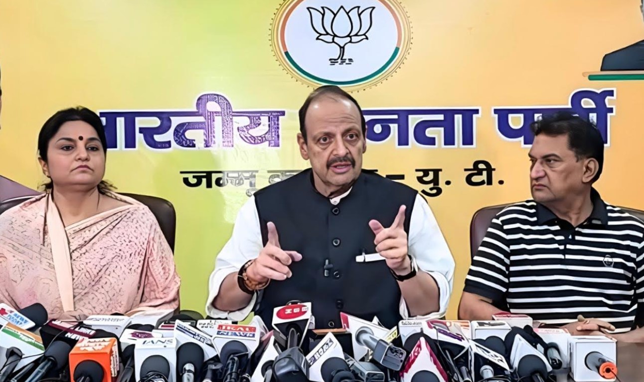 Congress joins hands with NC to scrap reservation for SCs, STs Paharis, Gujjars, OBCs in J&K: Rana