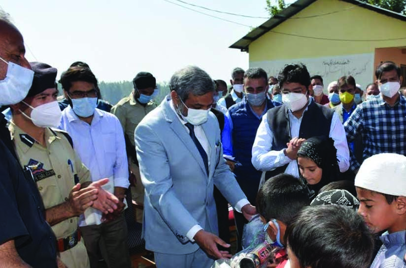 B2V3: Shaleen Kabra visits Lethpora Panchayat, lays foundation of playfields, listens to people’s issues