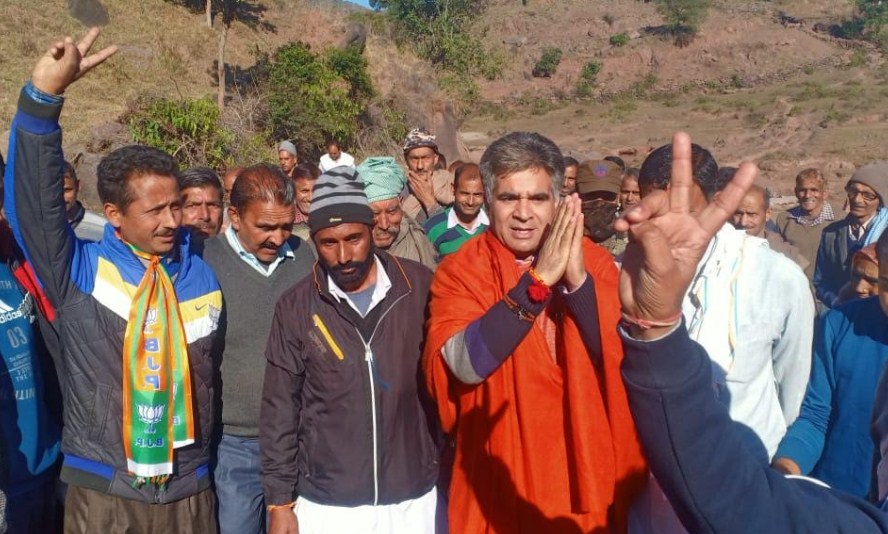 Modi Sarkar did justice to all the Sections of Society in J&K: Ravinder Raina