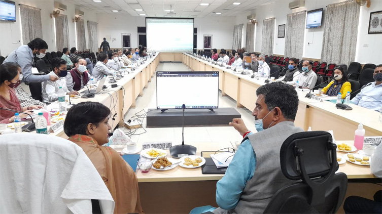 Jugal Kishore MP chaired DISHA meeting at Samba, reviewed ongoing development projects