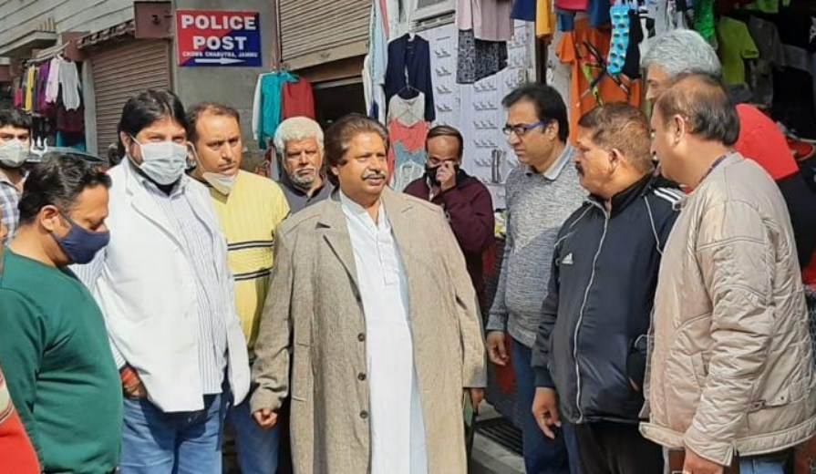 Today Congress Leaders Visited Jammu East to take Stock of Problems faced by Local People.