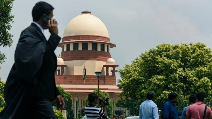  SC order on referring pleas against Article 370 abrogation to larger bench on Monday